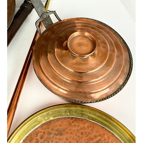 315 - COLLECTION OF COPPER BRASS WARES INC. BED PAN, OTHER PANS, HUNTING HORN, ARTS AND CRAFTS SALVERS,  E... 