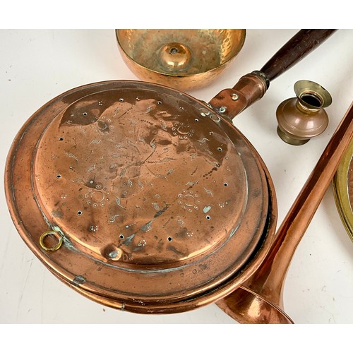 315 - COLLECTION OF COPPER BRASS WARES INC. BED PAN, OTHER PANS, HUNTING HORN, ARTS AND CRAFTS SALVERS,  E... 