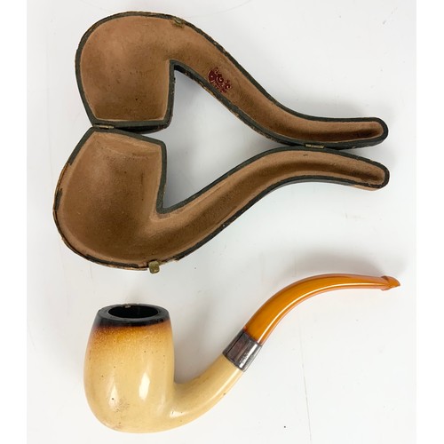 389 - MEERSCHAUM PIPE IN FITTED CASE