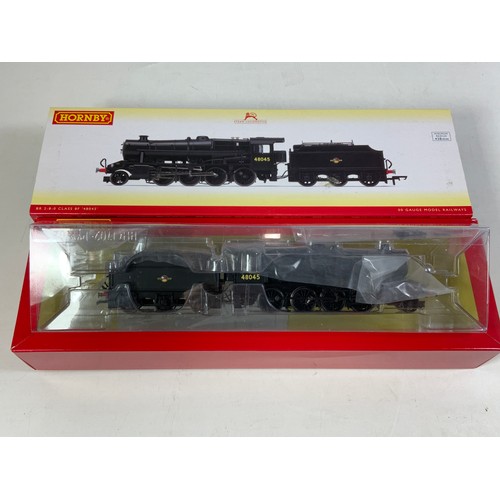 542 - 2 BOXED HORNBY EX LMS 8F CLASS LOCOMOTIVES, R3564 48045 WITH FOWLER TENDER, DCC READY