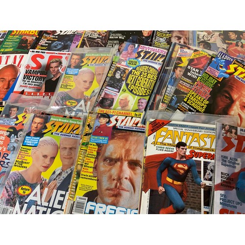 116 - 4 LARGE CRATES INCLUDING : LARGE CRATE WITH A VARIED SELECTION OF 1980’S MOVIE MAGAZINES PRESS BOOKS... 