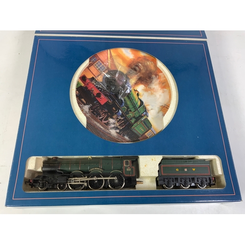 420 - HORNBY RAILWAYS COMMEMORATIVE MODEL & PLATE , TIME FOR A CHANGE, 50TH ANNIVERSARY KING HENRY VI & DO... 