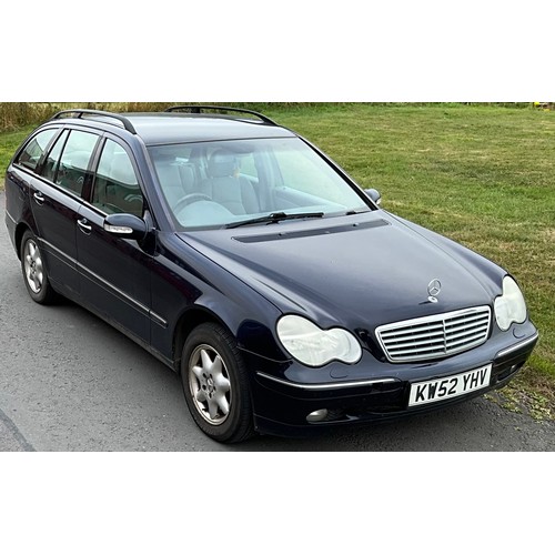 2 - MERCEDES C220 CDI DIESEL ESTATE KW52 YHV. MOT VALID UNTIL 22/10/24. RECORDED MILEAGE 142937. BODYWOR... 