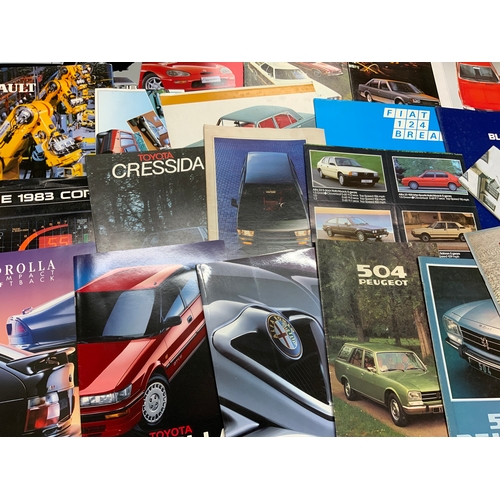 25 - ASSORTED MOTOR CAR BROCHURES & EPHEMERA, CITROEN, CHRYSLER, LAND ROVER, DAIMLER, MORGAN, CIVIC, RENA... 