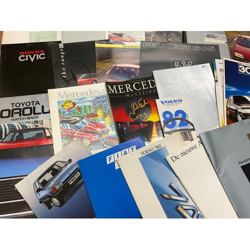 26 - LARGE ASSORTMENT OF VEHICLE & CAR BROCHURES, EPHEMERA, EXTENSIVE BOX FULL : JAGUAR, MERCEDES, PEUGEO... 