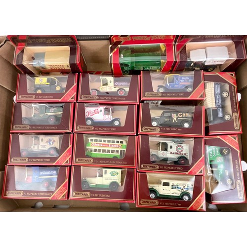 131 - MATCHBOX MODELS OF YESTERYEAR, TWO TRAYS COMPRISING 31 MODELS