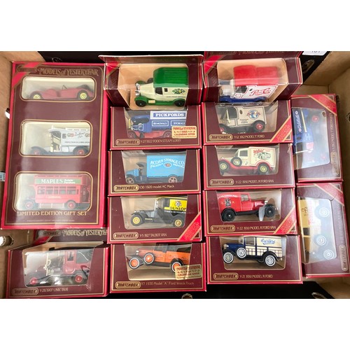 131 - MATCHBOX MODELS OF YESTERYEAR, TWO TRAYS COMPRISING 31 MODELS