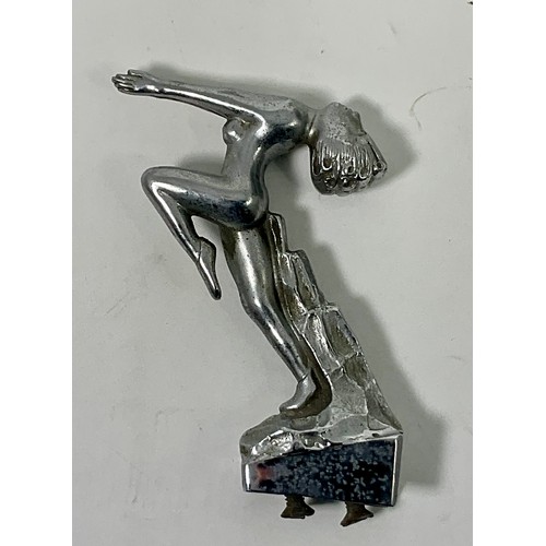 9 - VINTAGE CAR MASCOT/ HOOD ORNAMENT