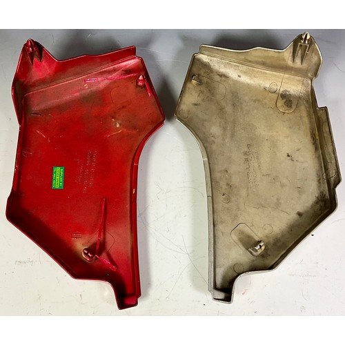 14 - TWO MOTORCYCLE PANELS FOR A HONDA 250N SUPER DREAM. ONE RED ONE SILVER