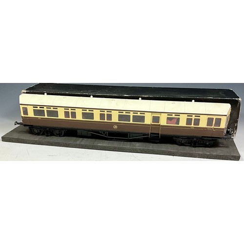 476 - MODEL RAILWAY TOWER BRASS BOXED GAUGE 1 MODEL OF A GWR AUTOCOACH, EARLY VERSION, NO LONGER MADE.