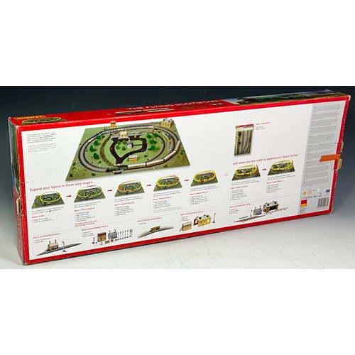 307 - HORNBY BOXED R1167 THE FLYING SCOTSMAN SET, LOCOMOTIVE (BOX ADVISES DCC READY) COACHES TRACK & CONTR... 