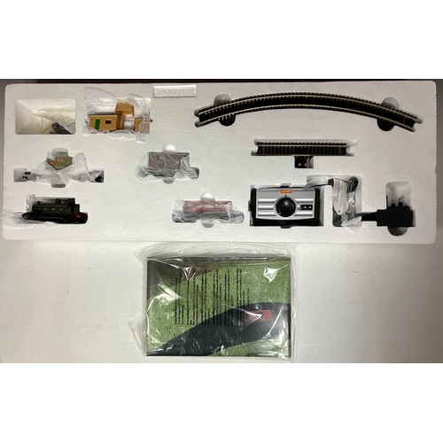 306 - HORNBY BOXED R1205 WESTERN FREIGHT HAULIER BOXED SET. APPEARS UNUSED, (END FLAP ON BOX HAS TEAR) LOC... 