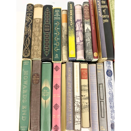 111 - QUANTITY OF FOLIO SOCIETY BOOKS