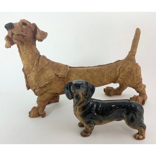 148 - BESWICK DACHSHUND MODEL, BESWICK BEATRIX POTTER MRS TITTLEMOUSE & 2 DACHSHUND MODELS