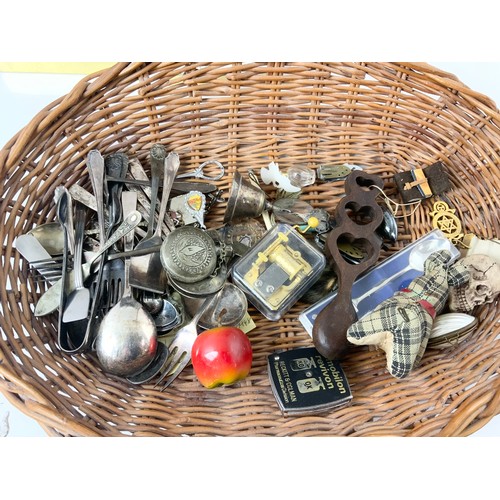 363 - COLLECTION OF CURIOSITIES IN A BASKET INCLUDING A PAIR OF ANTIQUE MINIATURE PRAYER BOOKS AND NEW TES... 