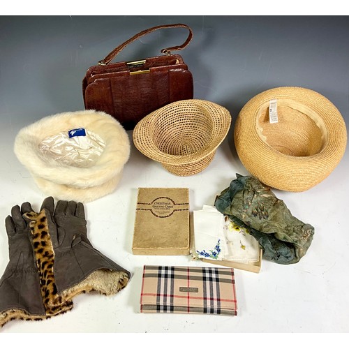 450 - A COLLECTION OF VINTAGE LADIES ACCESSORIES INCLUDING 2 STRAW HATS, 3 FAUX FUR HATS, A PAIR OF LEOPAR... 