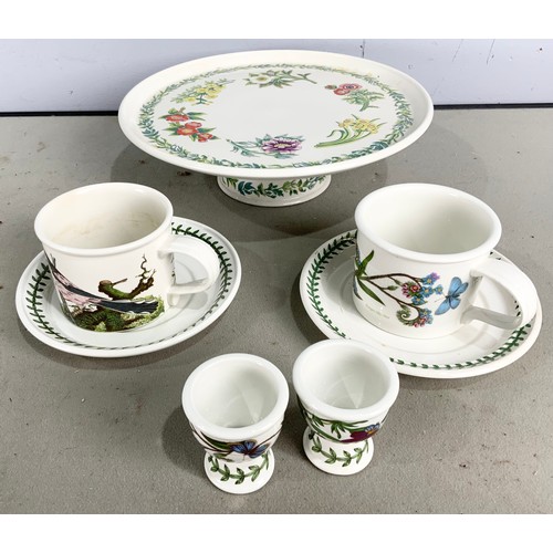 193 - MISC. ROYAL ALBERT OLD COUNTRY ROSES , ROYAL WORCESTER HERBS AND PORTMEIRION TABLE WARE 2 TRAYS