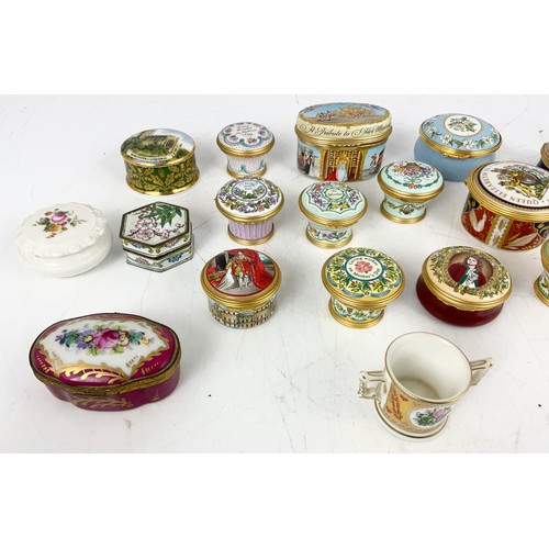 186 - COLLECTION OF HALCYON DAYS AND OTHER ENAMELLED TRINKET BOXES