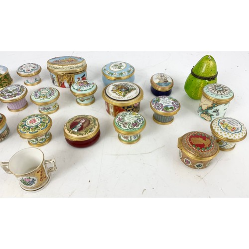 186 - COLLECTION OF HALCYON DAYS AND OTHER ENAMELLED TRINKET BOXES