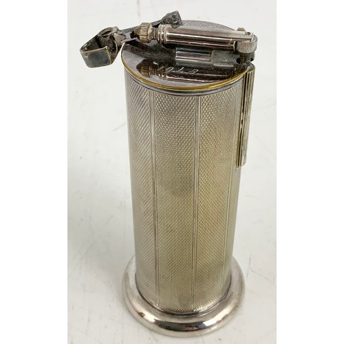 285 - PARKER ROLLER BEACON REG DESIGN NO. 818717, PATENT NO 466086 SILVER PLATED TABLE LIGHTER 12cm TALL