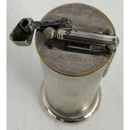 285 - PARKER ROLLER BEACON REG DESIGN NO. 818717, PATENT NO 466086 SILVER PLATED TABLE LIGHTER 12cm TALL