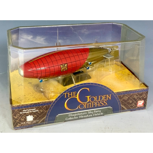 180 - CORGI TRADE BOX OF 6 THE GOLDEN COMPASS MODELS, MAGISTERIUM SKY FERRIES, 4 STILL WITH TISSUE