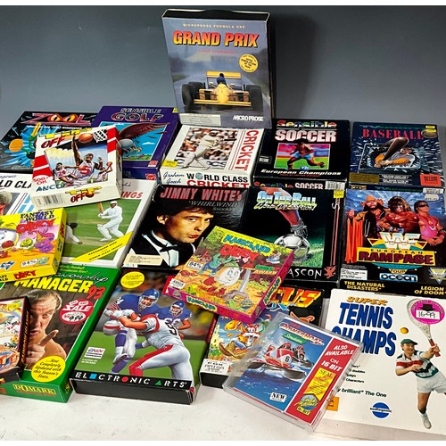 55 - QUANTITY OF BOXED AMIGA GAMES SOFTWARE INC. LEMMINGS, SENSIBLE GOLF, SENSIBLE SOCCER, GRAND PRIX, WW... 