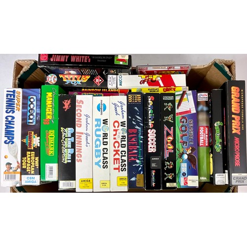 55 - QUANTITY OF BOXED AMIGA GAMES SOFTWARE INC. LEMMINGS, SENSIBLE GOLF, SENSIBLE SOCCER, GRAND PRIX, WW... 