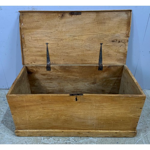 624 - ELM BLANKET BOX WIDTH 84cm