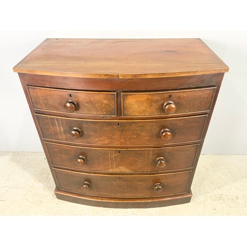 592 - MAHOGANY BOW FRONT MAHOGANY 2 OVER 3 CHEST OF DRAWERS WIDTH 96cm