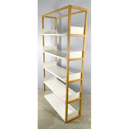 633 - GOOD QUALITY MODERN SHELVING UNIT WIDTH 106cm, 194cm TALL