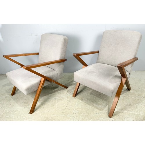 732 - PAIR OF STERNZEIT DESIGN LOUNGE / COMFY CHAIRS