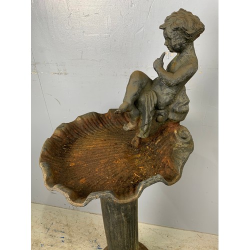 529 - CAST IRON BIRD TABLE/BATH WITH CHERUB FIGURE 95cm TALL