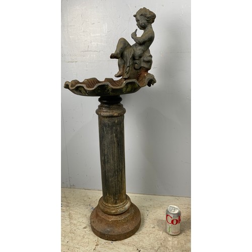 529 - CAST IRON BIRD TABLE/BATH WITH CHERUB FIGURE 95cm TALL