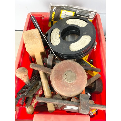 508 - LARGE QUANTITY OF HAND TOOLS IN A TRAY & LARGE CONTAINER