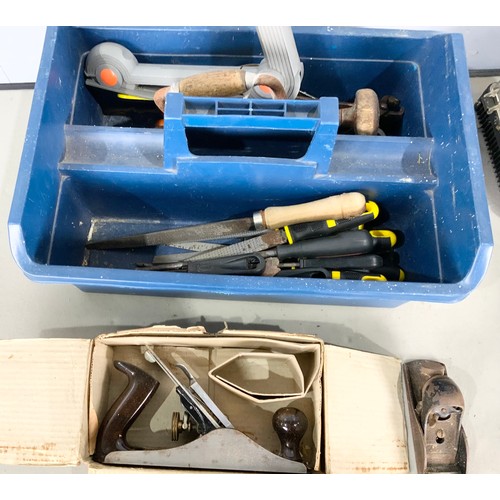 510 - TOOLS ETC INC BOXED STANLEY PLANE, SHARPENER, MULTI SAW