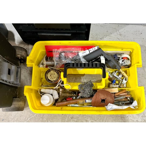 480 - LARGE STANLEY PULL ALONG TOOL TROLLEY WITH AN ASSORTMENT OF PLUMBING TOOLS