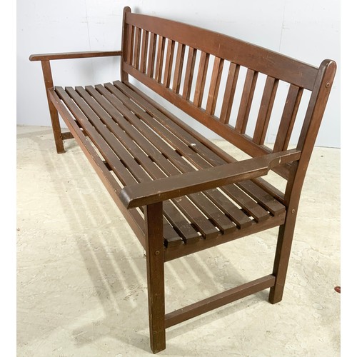 562 - SLATTED BENCH WIDTH 173cm