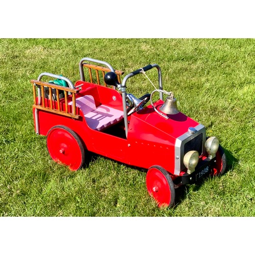 58 - A CHILD'S PEDAL CAR FIRE ENGINE, APPROX 90 CM LONG