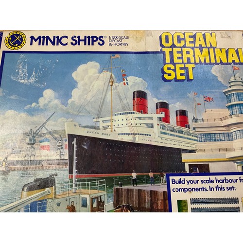 177 - MINIC SHIPS, A BOXED OCEAN TERMINAL SET, M902, LATER ROVEX SET, AS SHOWN ( MISSING 1 BREAKWATER CORN... 