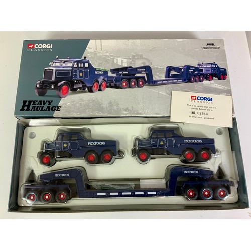 147 - CORGI HEAVY HAULAGE, 2 BOXED MODELS : 17701 PICKFORDS SCAMMELL & LOW LOADER SET, T/W 17601 HILLS OF ... 