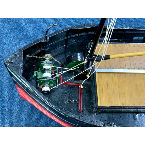 77 - RADIO CONTROLLED MODEL BOAT, A MODEL OF A CLYDE PUFFER, 'HIGHLAND ROSE', APPROX 140 IN LENGTH, MOTOR... 