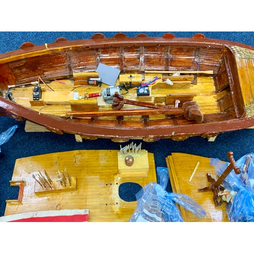 84 - RADIO CONTROLLED MODEL OF A VIKING LONG BOAT, IN NEED OF SOME FINISHING OR REPAIR, WAS COMPLETE AND ... 