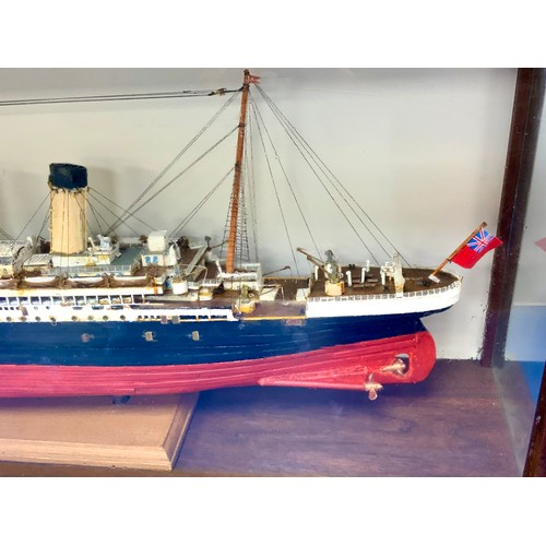 76 - SCRATCH BUILT MODEL OF RMS TITANIC, APPROX 122 CM OVERALL (4FT LONG) PLINTH MOUNTED IN GLAZED DISPLA... 