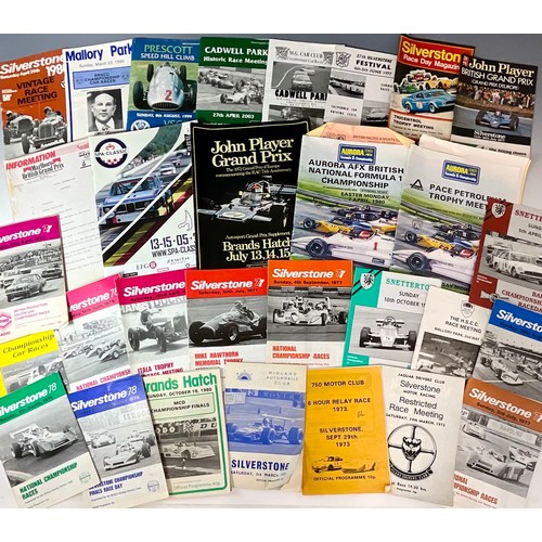 33 - GOOD SELECTION OF MOTOR RACING PROGRAMMES, SILVERSTONE,FIA, CADWELL PARK, BRANDS HATCH, BARC, VARIED... 