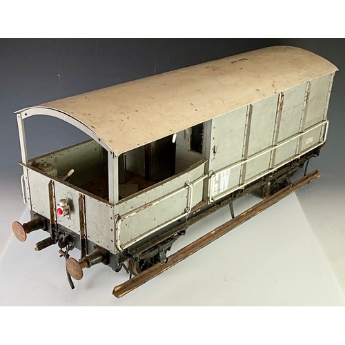 498 - 5 INCH GAUGE MINIATURE RAILWAY, GWR TOAD 20 T BRAKE VAN IN GREY LIVERY