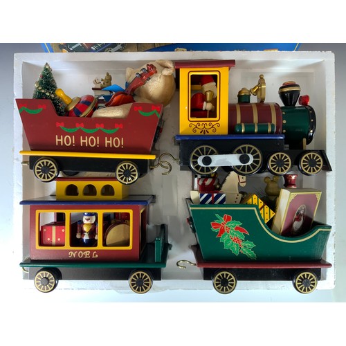 47 - CHRISTMAS SPECIAL, A DECORATIVE WOODEN TRAIN, APPEARS ALMOST AS NEW, BUT BOX HAS BEEN OPENED, AS SHO... 