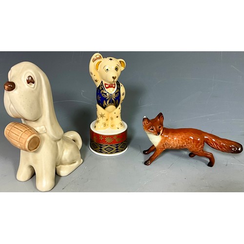 141 - BESWICK FOX, A DOG FIGURE AND A ROYAL WORCESTER BEAR