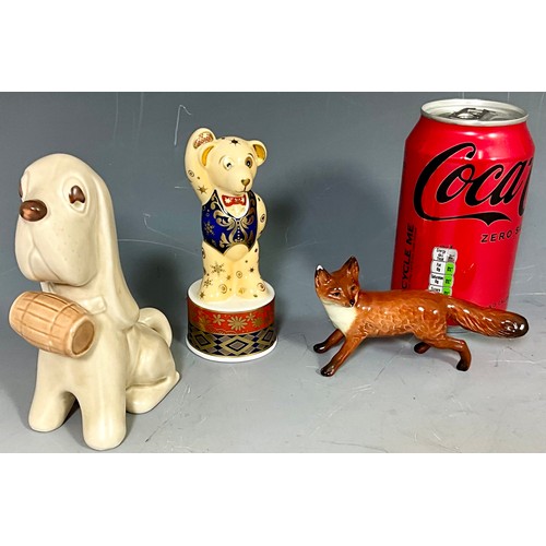 141 - BESWICK FOX, A DOG FIGURE AND A ROYAL WORCESTER BEAR