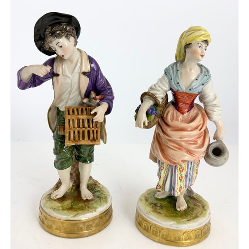 129 - 4 GOOD QUALITY CONTINENTAL PORCELAIN FIGURINES TALLEST 19.5cm